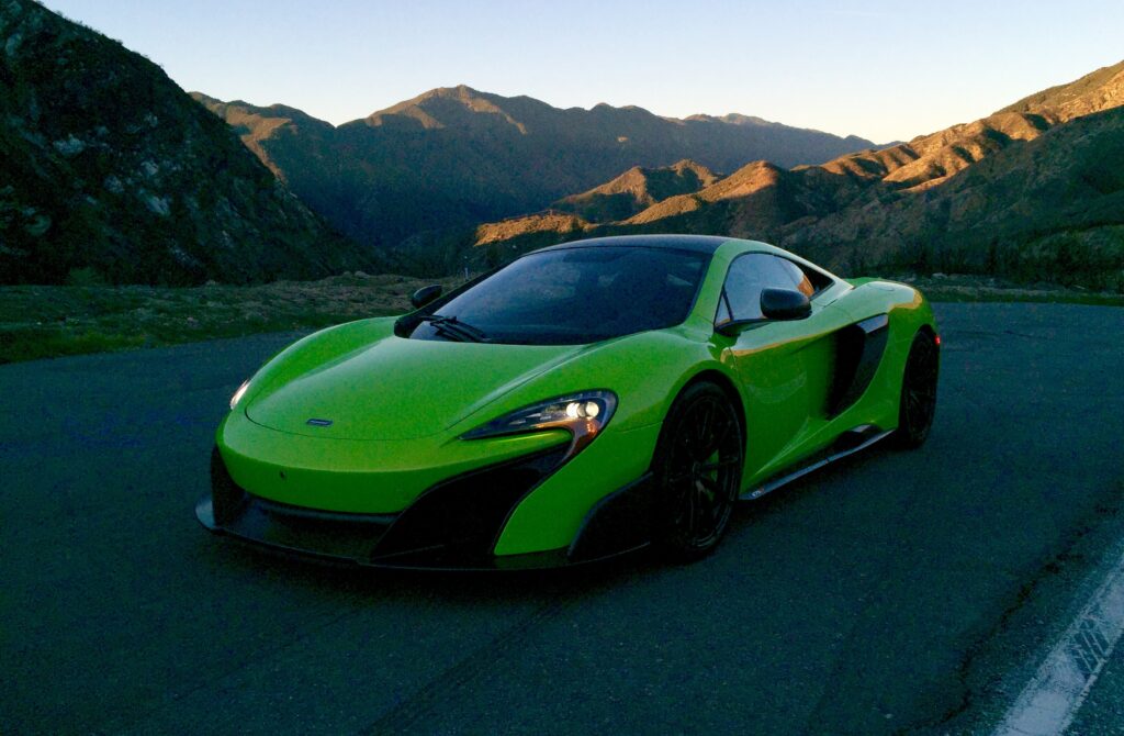 The low cowl brings a classic Le Mans prototype sensation. When I drove the 650 S I said it felt like sitting in a chair between the fender crests. It's in part because your ankles are right next to the front hubs. That nearness brings communication only a rare few cars achieve.